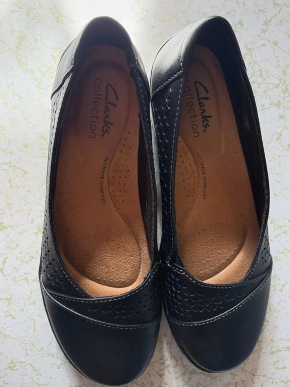 Women’s Size 6 Clarks Cora Iris Shoes Slip On Flats